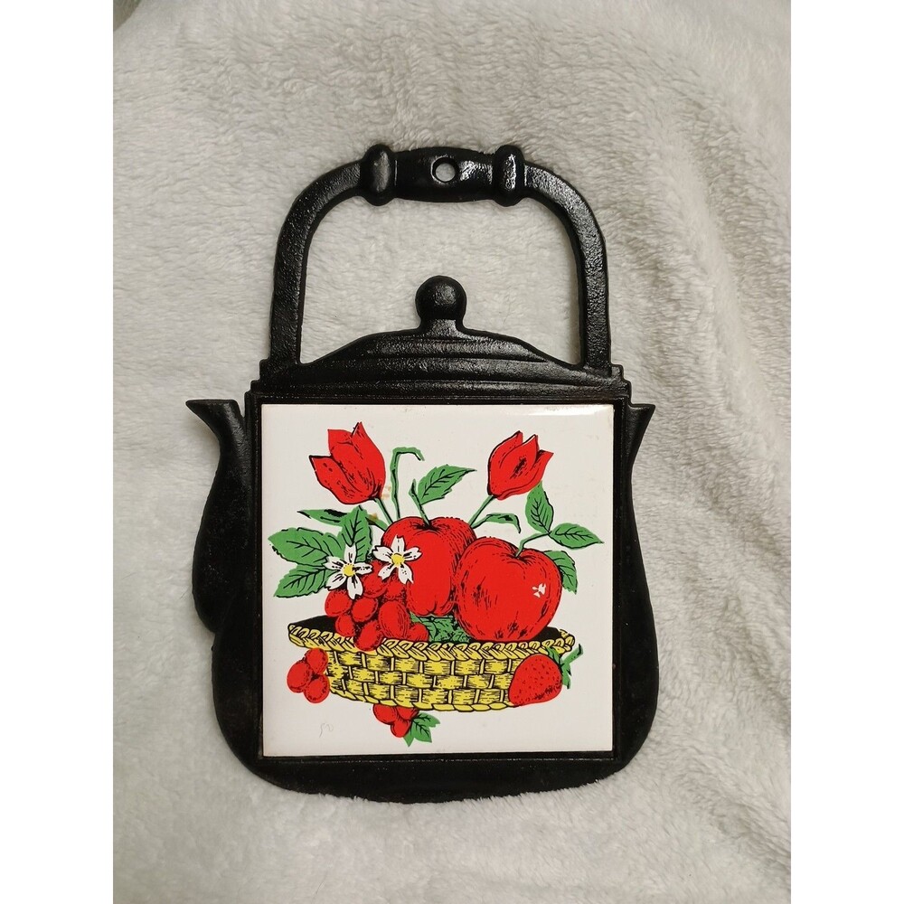 Vintage Kitschy Farm Tea Pot Kettle Cast Iron Trivet Ceramic Tile Kitchen Apple
